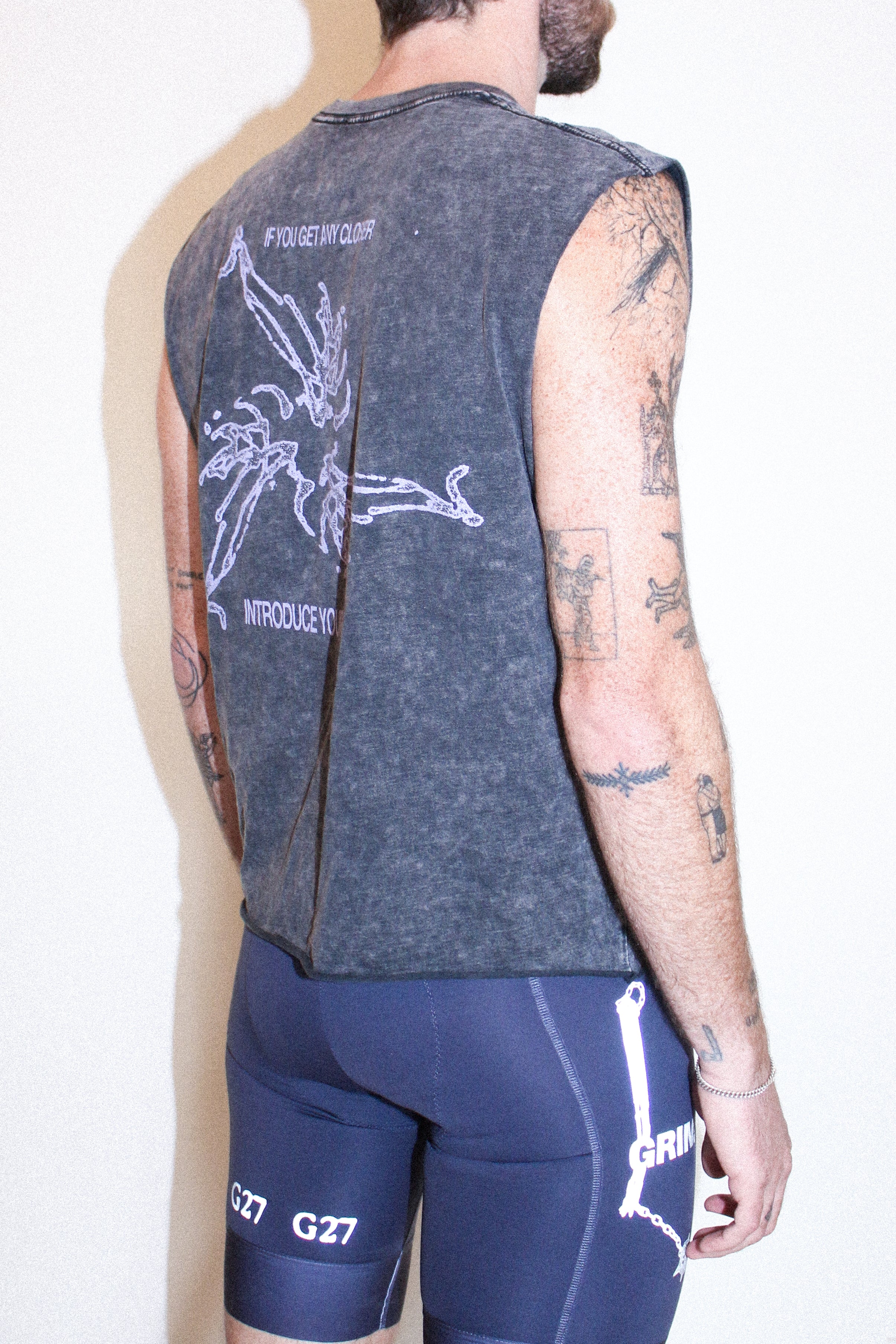 'Introduce Yourself!' USAL x GRIN27 Muscle Tee - Stone