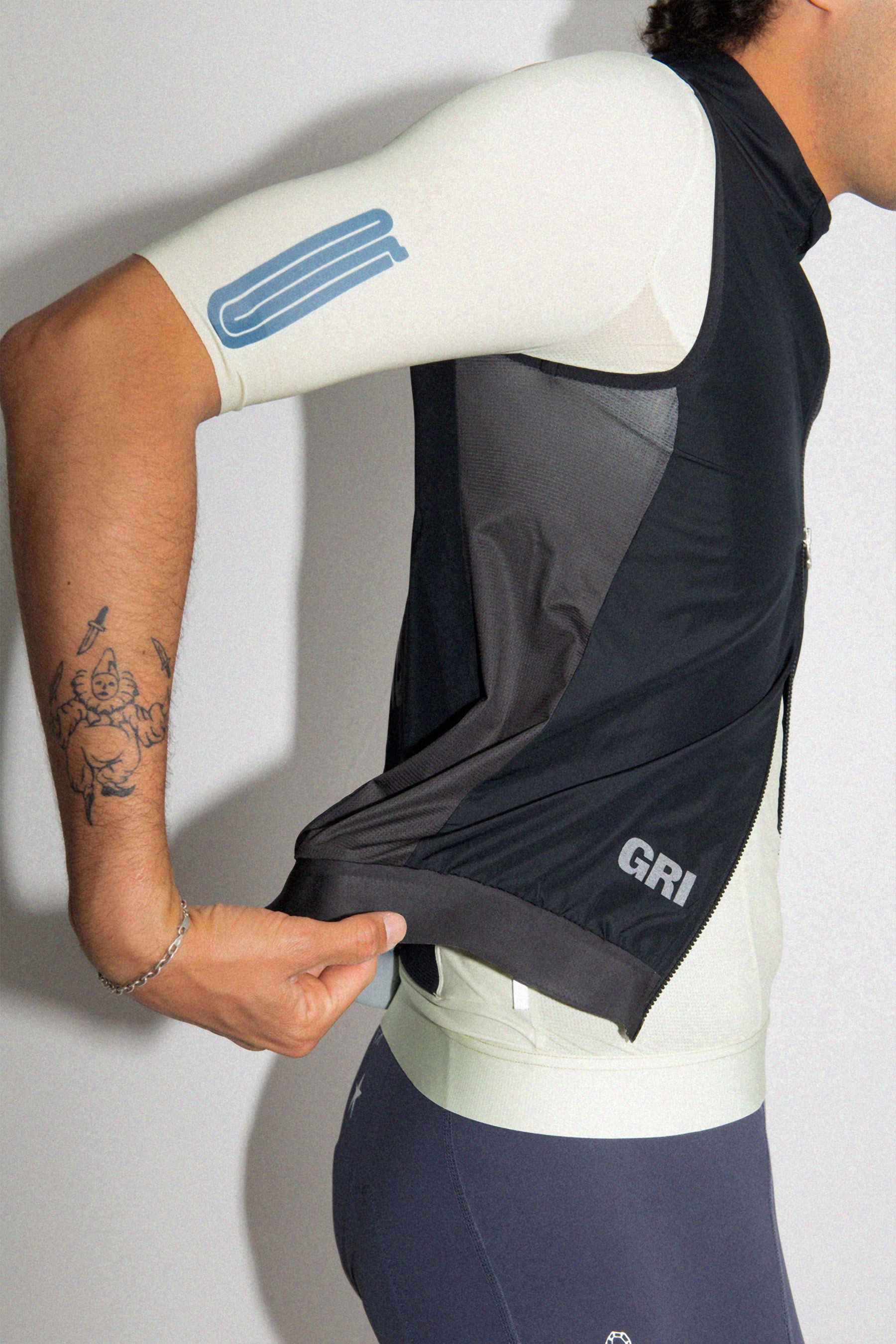 ALIVE! Gilet
