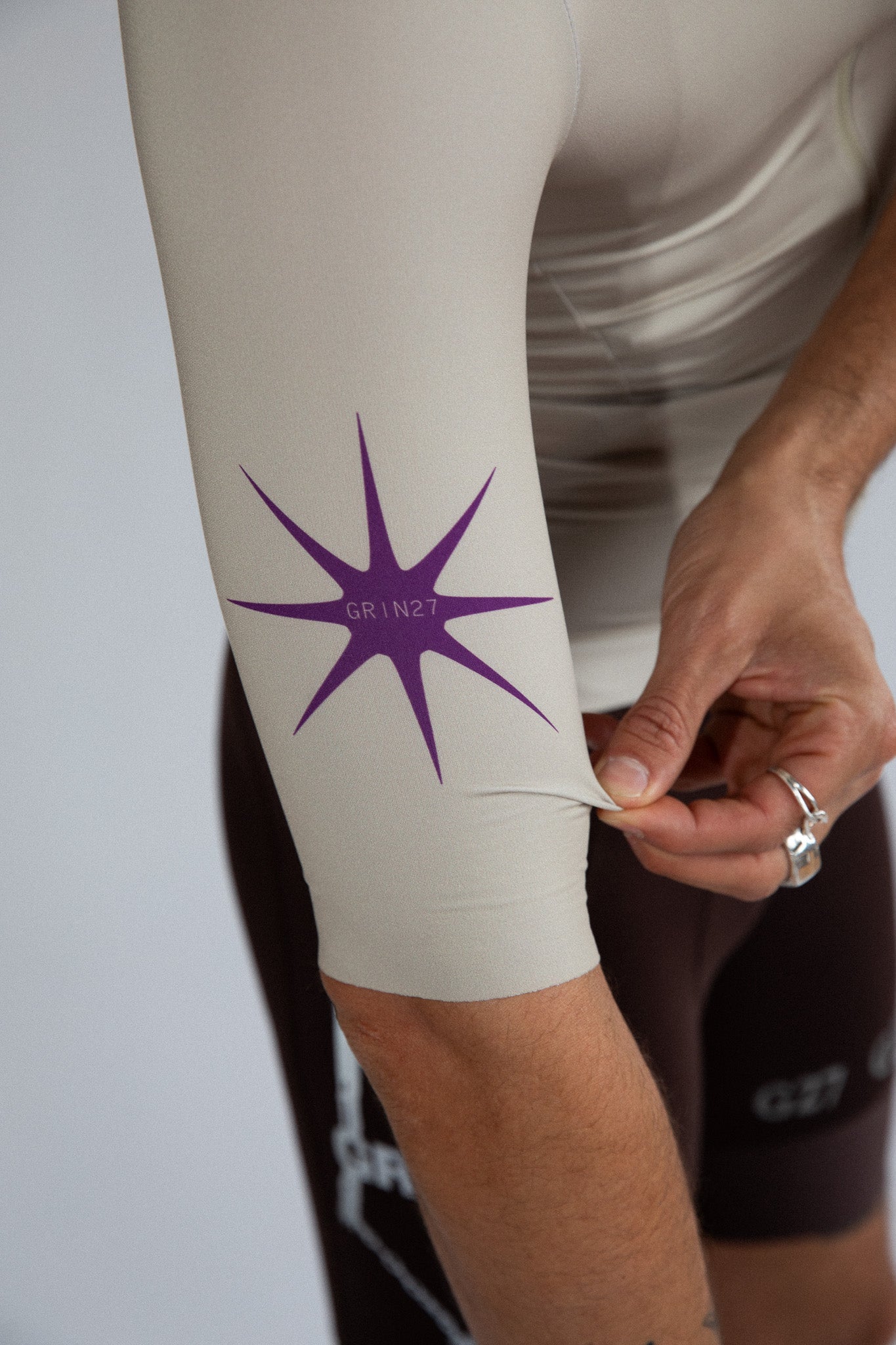 'Bare Fists' Aero Jersey